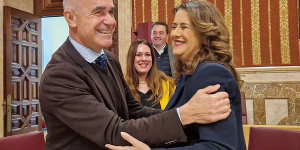 El Pleno aprueba el Presupuesto para 2023 con el mayor gasto social de la historia, una gran inversión y un refuerzo de los servicios públicos, sin subir impuestos y con rebajas tributarias