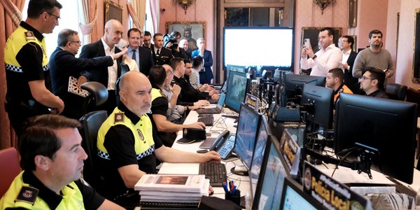 Sevilla cierra la mejor Semana Santa y con el mayor despliegue de servicios públicos de los últimos años