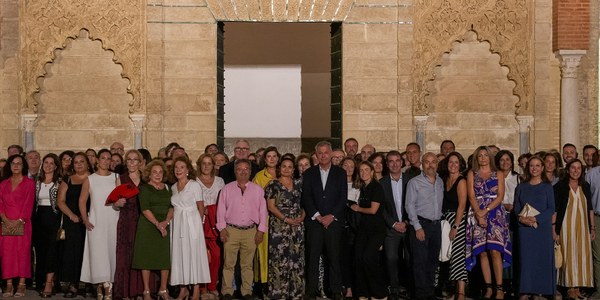 El alcalde anuncia a los directores de los colegios públicos el nuevo contrato de mantenimiento, que aumenta en 2 millones con respecto al anterior