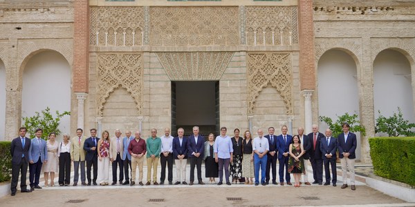 El alcalde Sanz preside la constitución del Consejo de Sevilla 2029 y propone a S. M. el Rey Felipe VI la Presidencia de Honor de los actos de Sevilla 2029