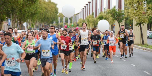 El Ayuntamiento celebra este domingo la carrera popular ‘Casco Antiguo Caixabank’ que transcurrirá por calles emblemáticas de la ciudad