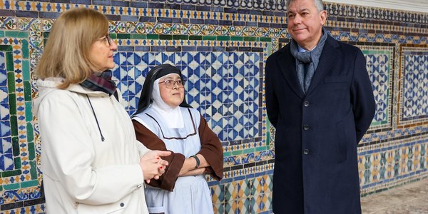 El Ayuntamiento subvencionará los trabajos finales de restauración de la escalera del claustro de Santa Inés