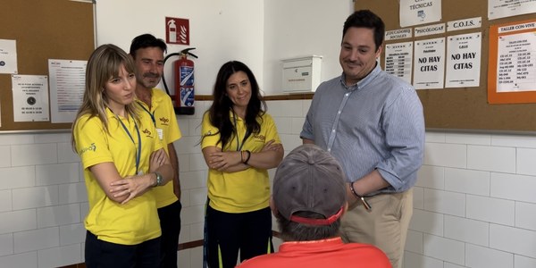 El Gobierno amplía las plazas y la atención horaria del dispositivo especial contra el calor para atender a las personas sin hogar