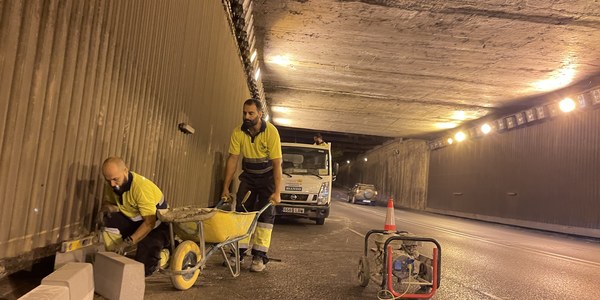 El Gobierno municipal adecenta y mejora los pasos inferiores de la ciudad tras décadas sin intervenciones