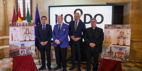 La puerta de San Fernando de la Catedral y la fachada de la capilla del Baratillo sirven de modelos para las portadas del Corpus Christi 2024