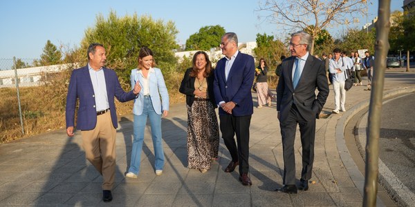 El alcalde de Sevilla destaca el desbloqueo del proyecto del nuevo Instituto de Los Bermejales, que atiende una demanda histórica de sus vecinos