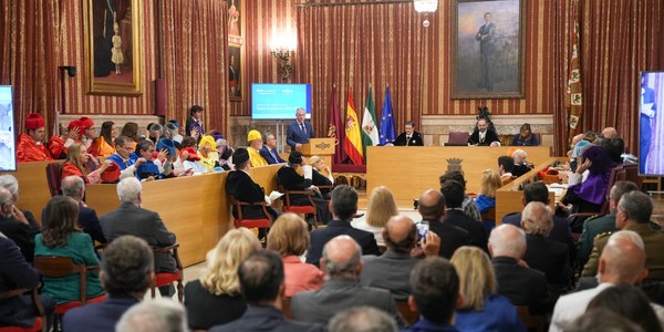 El alcalde Sanz inaugura el curso académico de la Universidad CEU Fernando III y destaca "su consolidación y contribución al talento sevillano"