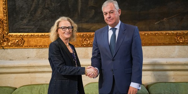 El alcalde Sanz recibe a la alcaldesa de Siena en el marco del primer acto entre ambas ciudades tras su hermanamiento