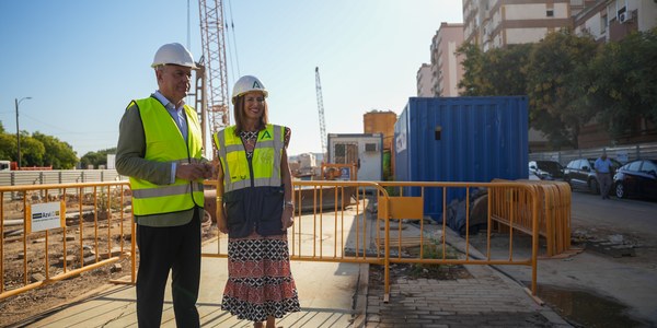 El alcalde Sanz visita los avances en la obra de la Línea 3 de Metro, que recibe la quinta pantalladora para acelerar los trabajos