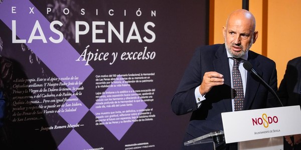 El Ayuntamiento acoge una exposición antológica que reúne la historia y el patrimonio de Las Penas de San Vicente en sus 150 años de vida