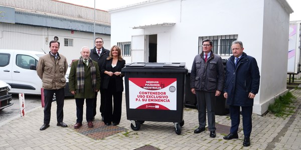 El Ayuntamiento amplía la recogida puerta a puerta al parque empresarial Su Eminencia para mejorar la limpieza en los parques empresariales