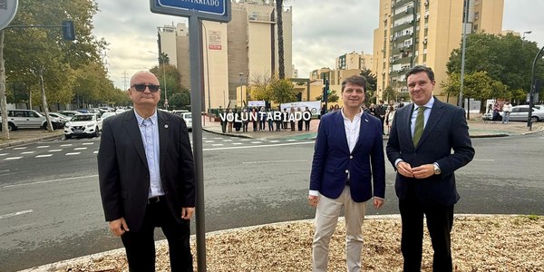 El Ayuntamiento inaugura la ‘Glorieta del Voluntariado’ en el distrito Norte, dedicada a la labor altruista de las más de 600 entidades sevillanas