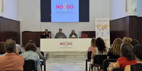 El Ayuntamiento pone en marcha una jornada con motivo del Día de la Persona Cooperante