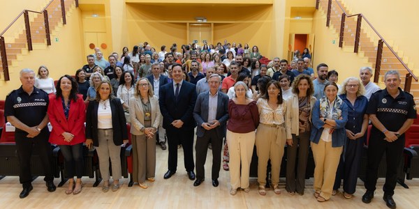 El Ayuntamiento presenta el nuevo 'Protocolo de Prevención e Intervención en Absentismo Escolar'