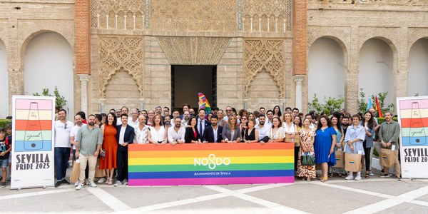 El Ayuntamiento presenta la programación del Mes de la Diversidad, con actividades culturales, deportivas y las actuaciones de Melody, Chanel, J-Kbello o Eleni Foureira