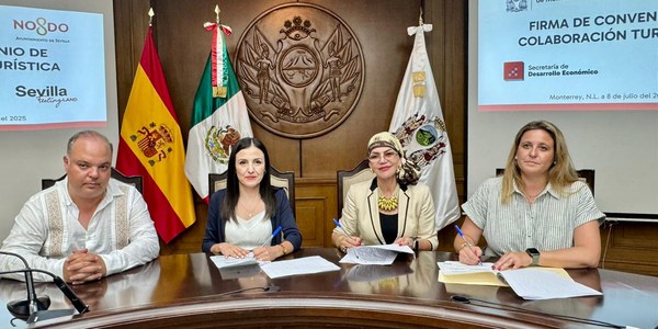 El Ayuntamiento refuerza lazos con México con la firma de un convenio turístico con Monterrey