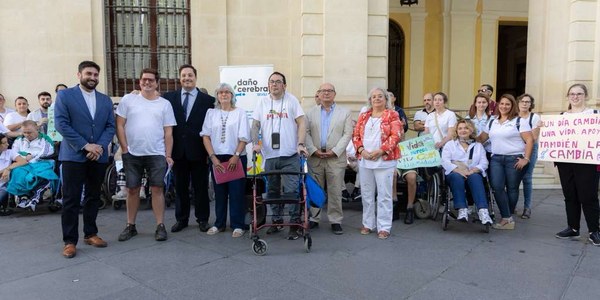 El Ayuntamiento se suma al Día del Daño Cerebral Adquirido y respalda el manifiesto de DACE El Ayuntamiento se suma al Día del Daño Cerebral Adquirido y respalda el manifiesto de DACE