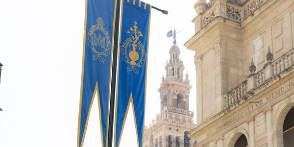 El Ayuntamiento se vuelca con la Virgen de los Reyes con un concierto de la Banda Municipal, los gallardetes creados en 2024 y una campaña de difusión
