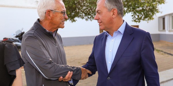 El Gobierno de Sanz reactiva, tras siete años paralizado, el programa de actividades para mayores, que llegará a 3300 sevillanos