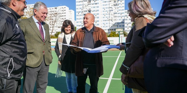 El Gobierno de Sanz renovará los baños del CEIP Hermanos Machado, de 1977, y se unen a los 14,9 millones de euros que el Ayuntamiento tiene en marcha en estos momentos en los colegios