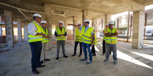 El Gobierno de Sanz saca a la venta ocho parcelas para la construcción de 1637 viviendas, de las que más de 1400 serán de protección oficial