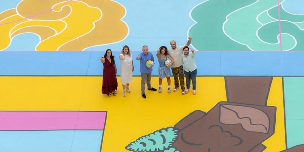 El Gobierno de Sanz saca del abandono y revitaliza la cancha de la Plaza del Amanecer en San Pablo con un plan pionero a través del arte urbano