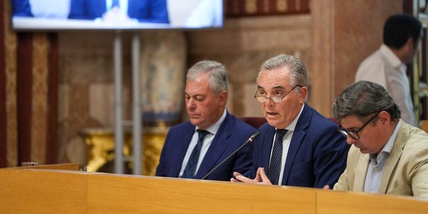El Pleno aprueba inyectar 10 millones de euros a Lipasam para mejorar la limpieza de la ciudad, con los votos en contra de PSOE y Podemos-IU