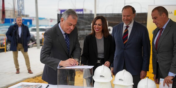José Luis Sanz coloca una nueva primera piedra, la del residencial ‘Cruz del Campo’, en su apuesta por la construcción de vivienda