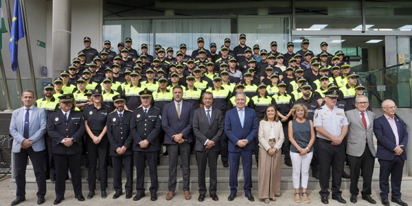 Los nuevos policías locales de Sevilla comienzan su formación en la academia