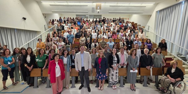 Más de 60 entidades sociales participan en la segunda edición de la feria “Sevilla, ciudad comprometida”, organizada por el Ayuntamiento
