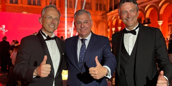 Sevilla despide con éxito la Ferrari Cavalcade 2025 y se consolida como destino internacional de turismo premium