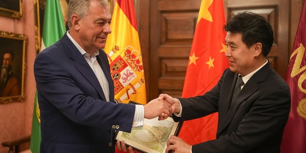 Sevilla fortalece sus lazos con China con la visita de una delegación oficial de la ciudad de Shijiazhuang