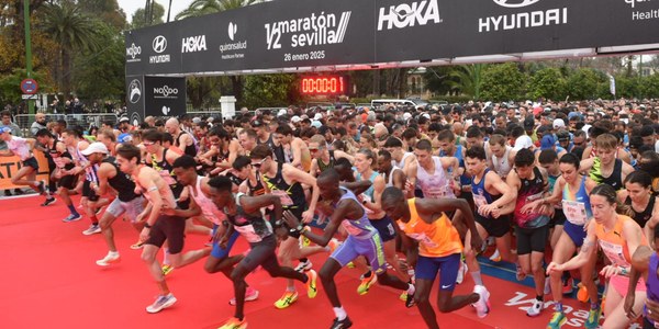 Vinicent Nyamongo y Rebeca Chelangat se proclaman vencedores del 30.° Medio Maratón de Sevilla