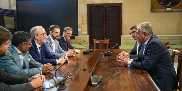 El alcalde Sanz destaca que Sevilla “se consolida como nodo prioritario para la atracción de inversión internacional” tras la adquisición de Ayesa Ingeniería por parte de la multinacional Colliers