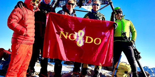 El alcalde Sanz felicita a cuatro sevillanos que han ascendido cuatro cumbres de más de 4.000 metros en menos de 48 horas