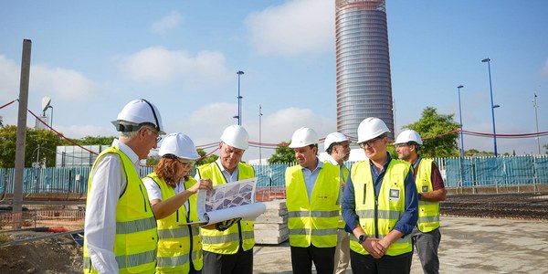 El alcalde visita las obras del futuro JRC de la Comisión Europea que situará a Sevilla como referente de la UE en Inteligencia Artificial y la transformación territorial