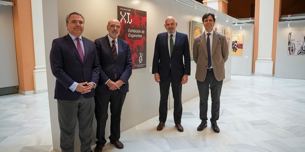 El Ayuntamiento acoge la exposición de carteles seleccionados para anunciar la XL Exhibición de Enganches de la Feria de Sevilla