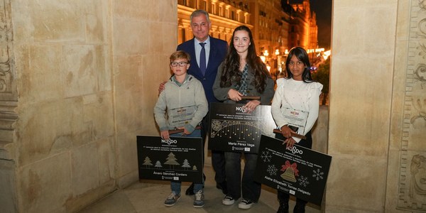 El Ayuntamiento convoca la segunda edición del concurso infantil de diseños navideños para iluminar las calles de Sevilla