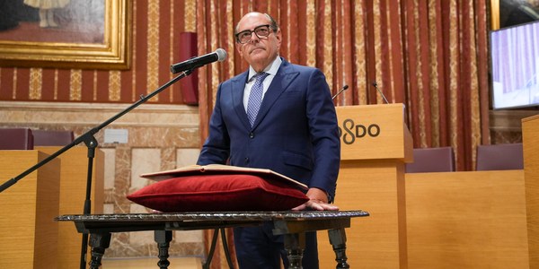 El Ayuntamiento de Sevilla da un paso más para adaptarse a la Ley de Grandes Ciudades e incorpora a un jefe de contabilidad municipal