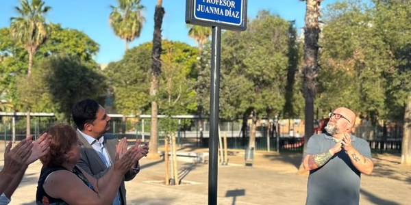 El Ayuntamiento de Sevilla dedica un parque infantil a Juanma Díaz, ejemplo de vida y superación para toda la ciudad