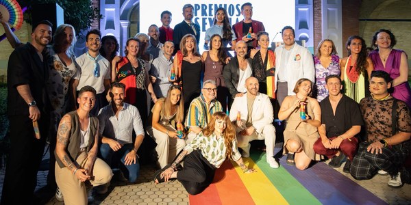 El Ayuntamiento galardona a Manolita Chen, Alba Flores, Falete y María Jiménez, entre otros, en la II Gala de Premios LGTBIQ+ Ayuntamiento de Sevilla