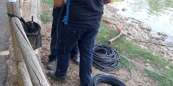 El Ayuntamiento inicia la instalación de aireadores para mejorar la oxigenación de los lagos de Tamarguillo, Miraflores e Infanta Elena