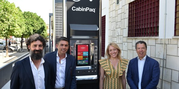 El Ayuntamiento instala cabinas inteligentes multifunción en 20 centros deportivos municipales como nuevo servicio público ‘smart city’