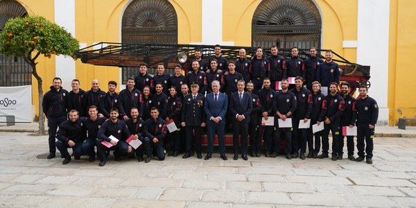 El Gobierno de Sanz anuncia la convocatoria de 46 nuevas plazas de bomberos