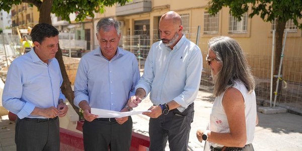 El Gobierno de Sanz inicia la renovación de las redes de abastecimiento y saneamiento en Juan Sebastián Elcano para seguir modernizando las infraestructuras de Los Remedios