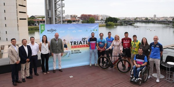El Triatlón de Sevilla estrena recorrido y se acerca al corazón de la ciudad