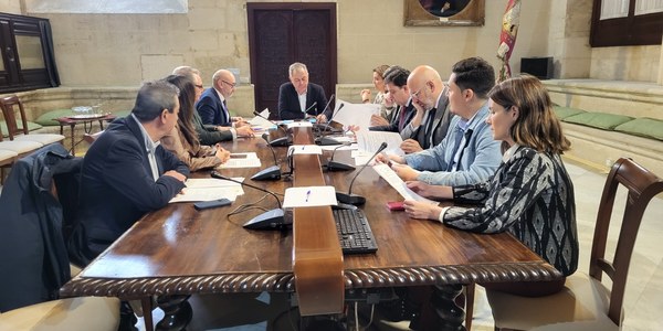 La Junta de Gobierno Local acuerda nuevos proyectos para Sevilla