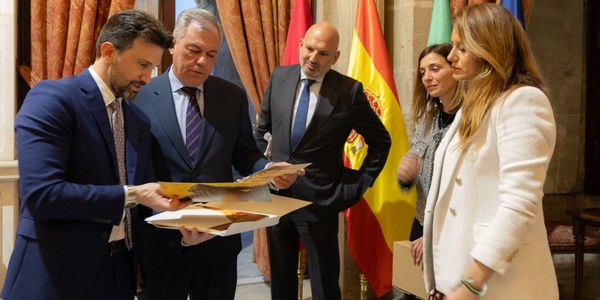 Sevilla y Noicàttaro firman un memorando de entendimiento para impulsar la cooperación cultural, turística y económica