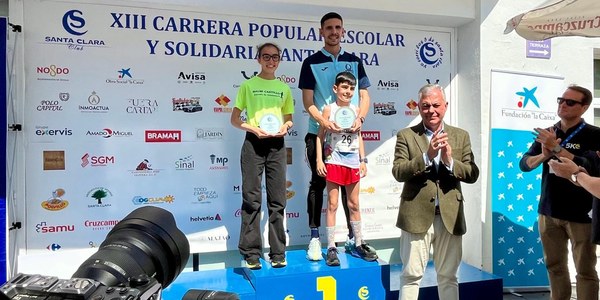 Un millar de vecinos llenan de solidaridad Santa Clara con su XIII Carrera Popular, Escolar y Solidaria