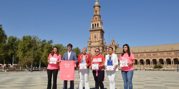 10.000 mujeres participarán en la Marea Rosa de la XII Carrera de la Mujer, que vuelve a la Plaza de España